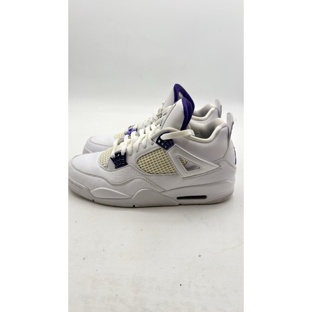 Jordan 4 Retro Metallic Purple Men’s Size 12 PREOWNED CT8527-115